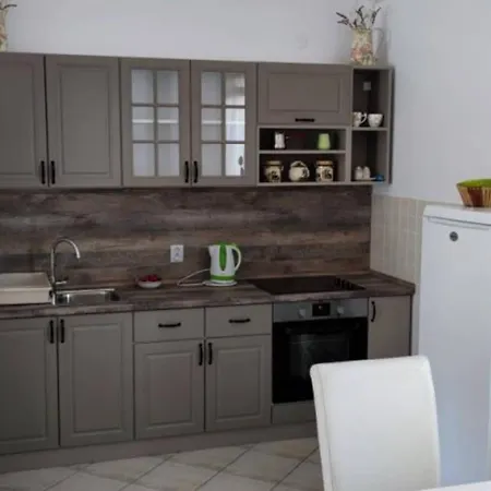 Apartment Dea & Paula - Two Bedroom With Terrace Vodice