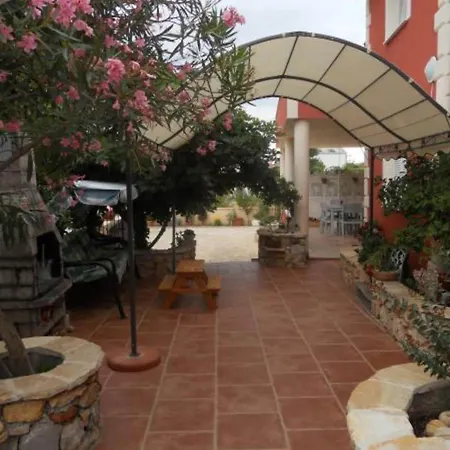 Dea & Paula - Two Bedroom With Terrace Apartment