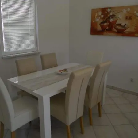 Dea & Paula - Two Bedroom With Terrace Apartment Vodice